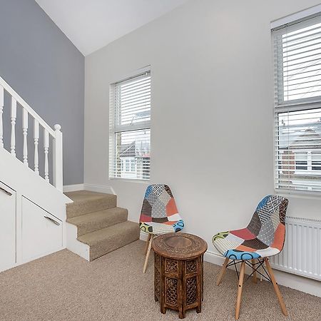 מיצ'אם Finding My Palace Guest House In Tooting מראה חיצוני תמונה