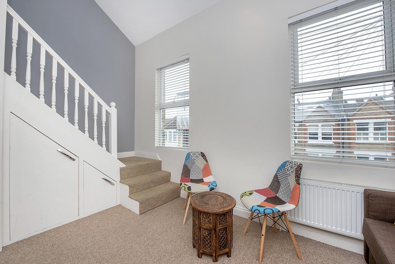 מיצ'אם Finding My Palace Guest House In Tooting מראה חיצוני תמונה